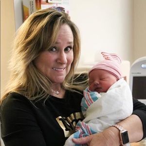 Meet your Posher, Brenda